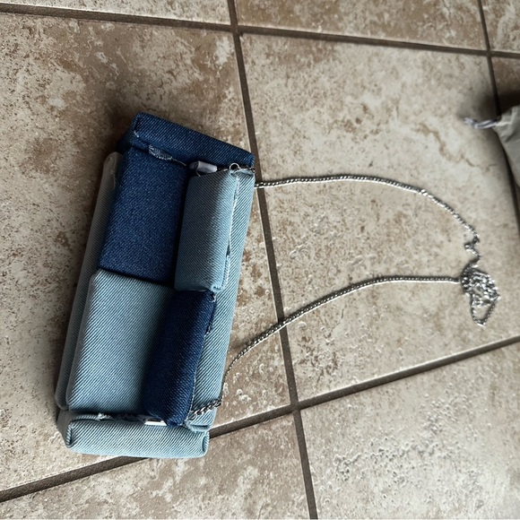 Super Rare “Change under the sofa bag” - Picture 7 of 10